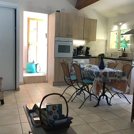 Dom wakacyjny La Petite Maison Sanary-sur-Mer